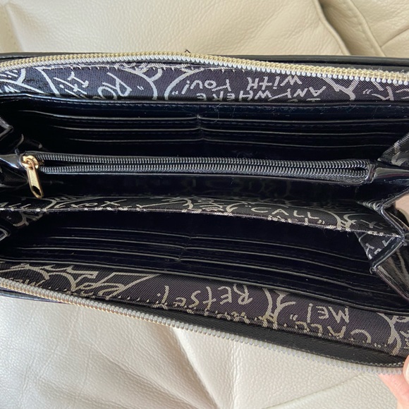 Betsey Johnson Sequined Rose Wallet π€πΉ - Picture 4 of 11